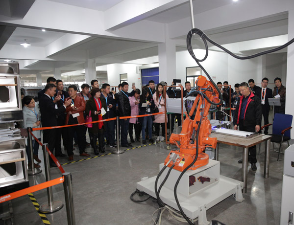 攜手并進，共創共贏——熱烈歡迎科恩陜西經銷商團隊到廠參觀學習