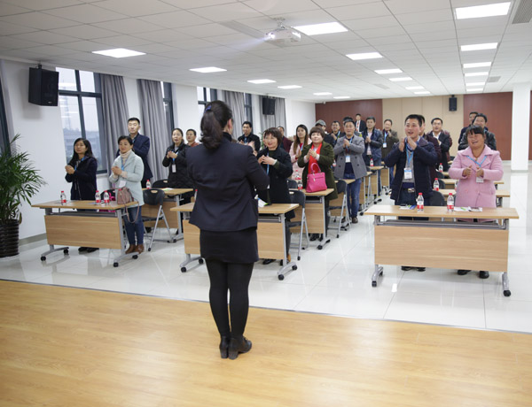 攜手并進，共創共贏——熱烈歡迎科恩陜西經銷商團隊到廠參觀學習